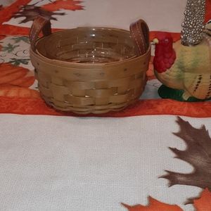 Preowned Longaberger 2003 Saffron basket